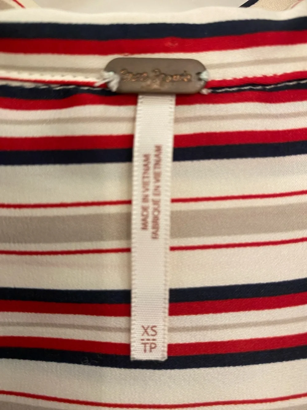 Free People ‘Mad About You’ Striped Button Down Blouse Fits Oversized XS - Picture 3 of 9
